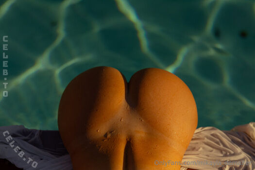 Full leaked Mikayla demaiter private onlyfans photo