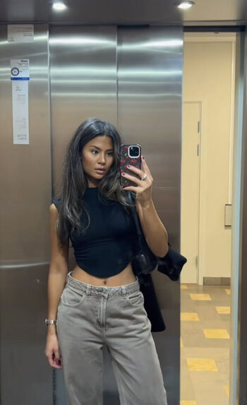 Nathalie Lok