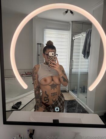 yourtattooedgirl
