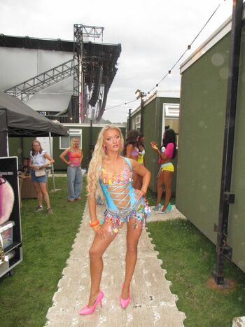 Full leaked Zara larsson private onlyfans photo